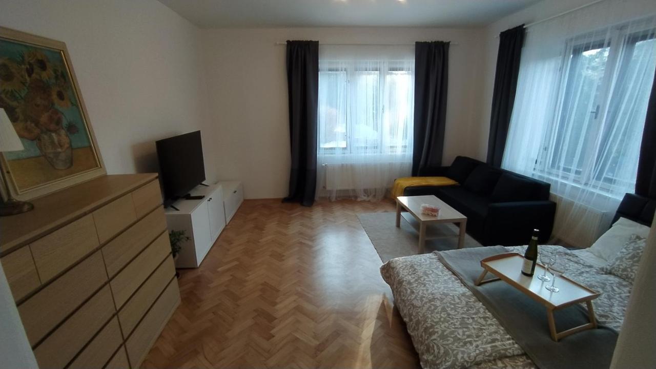 Vila Sik Nove Mesto na Morave Luaran gambar